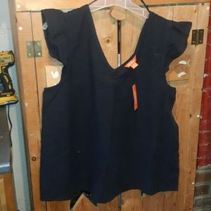 Cute navy top